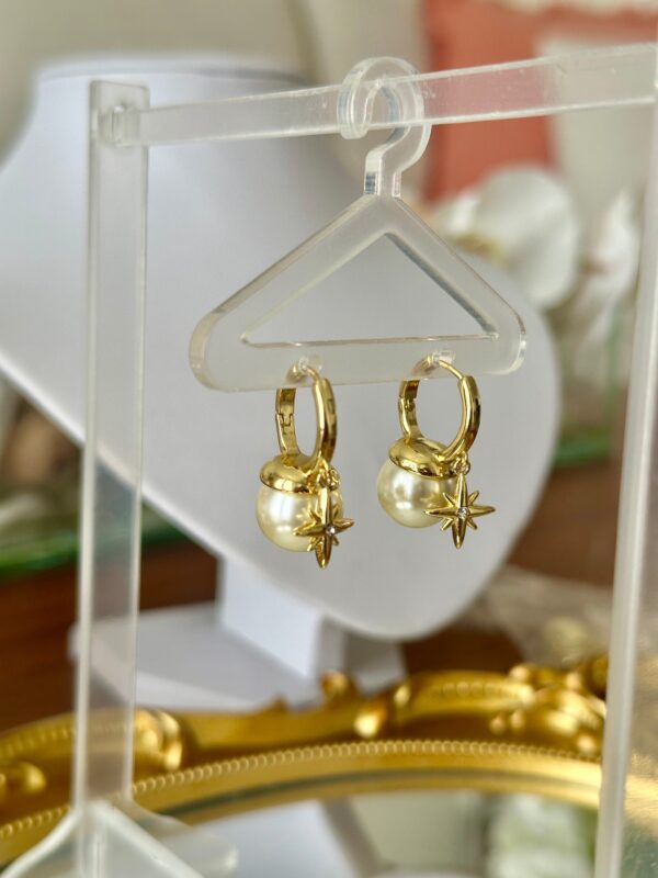 Gold Pearl Dangling Earrings