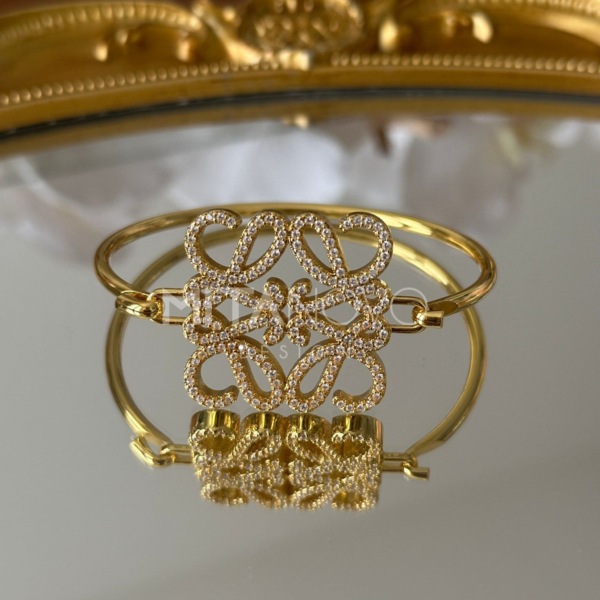 Gold Bracelet with  Stone