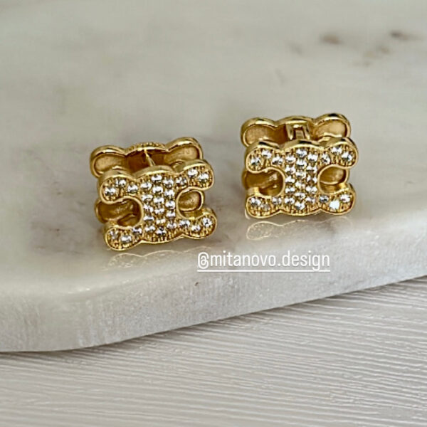 Gold Earrings with stone