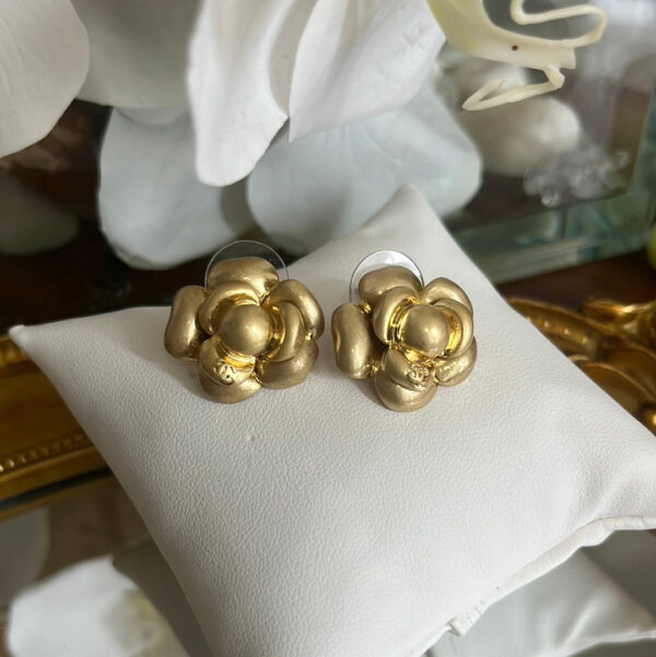 Gold Flower Earrings